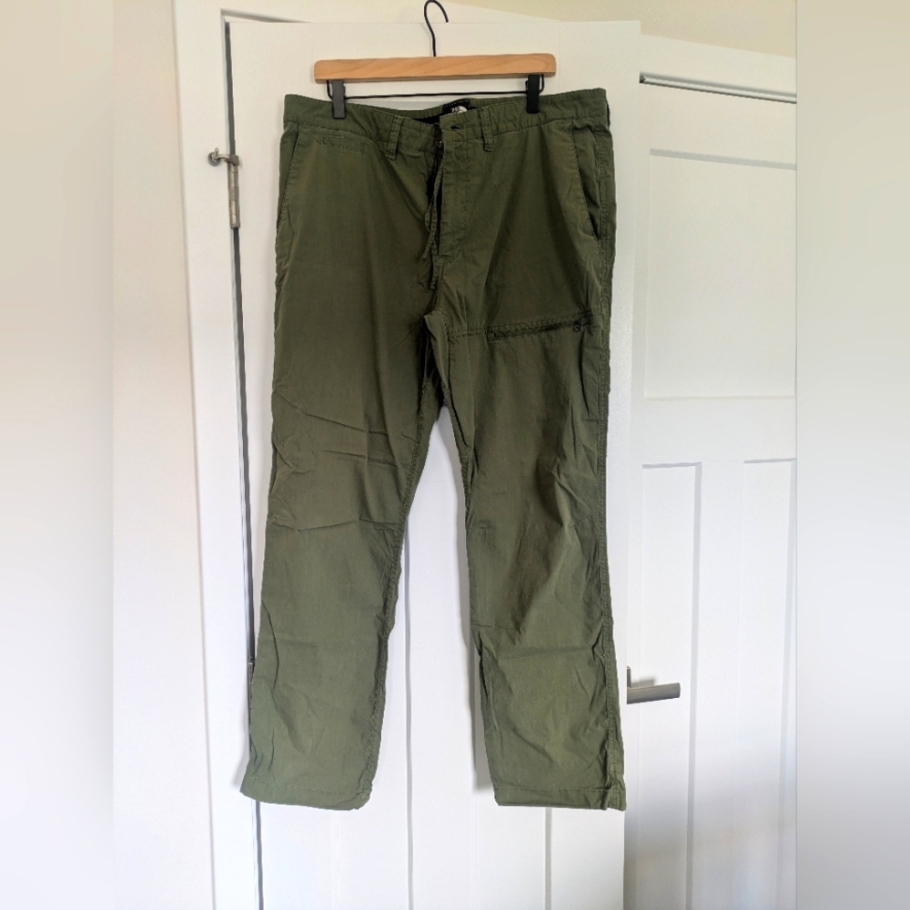 The North Face Men's Sage Cargo Pants